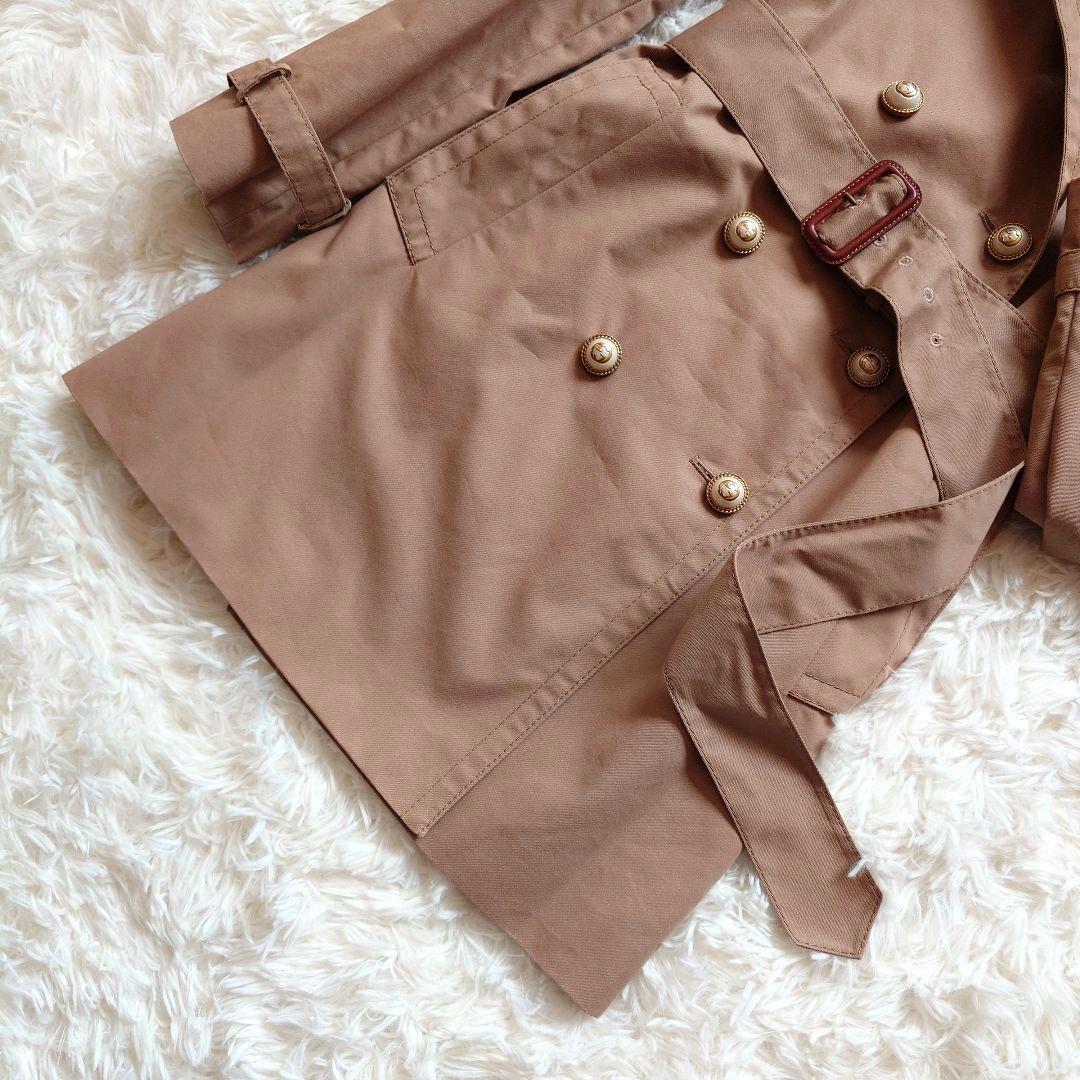 近年モデル　GUCCI　グッチ　花柄　GGボタン　ゴールド　トレンチコート