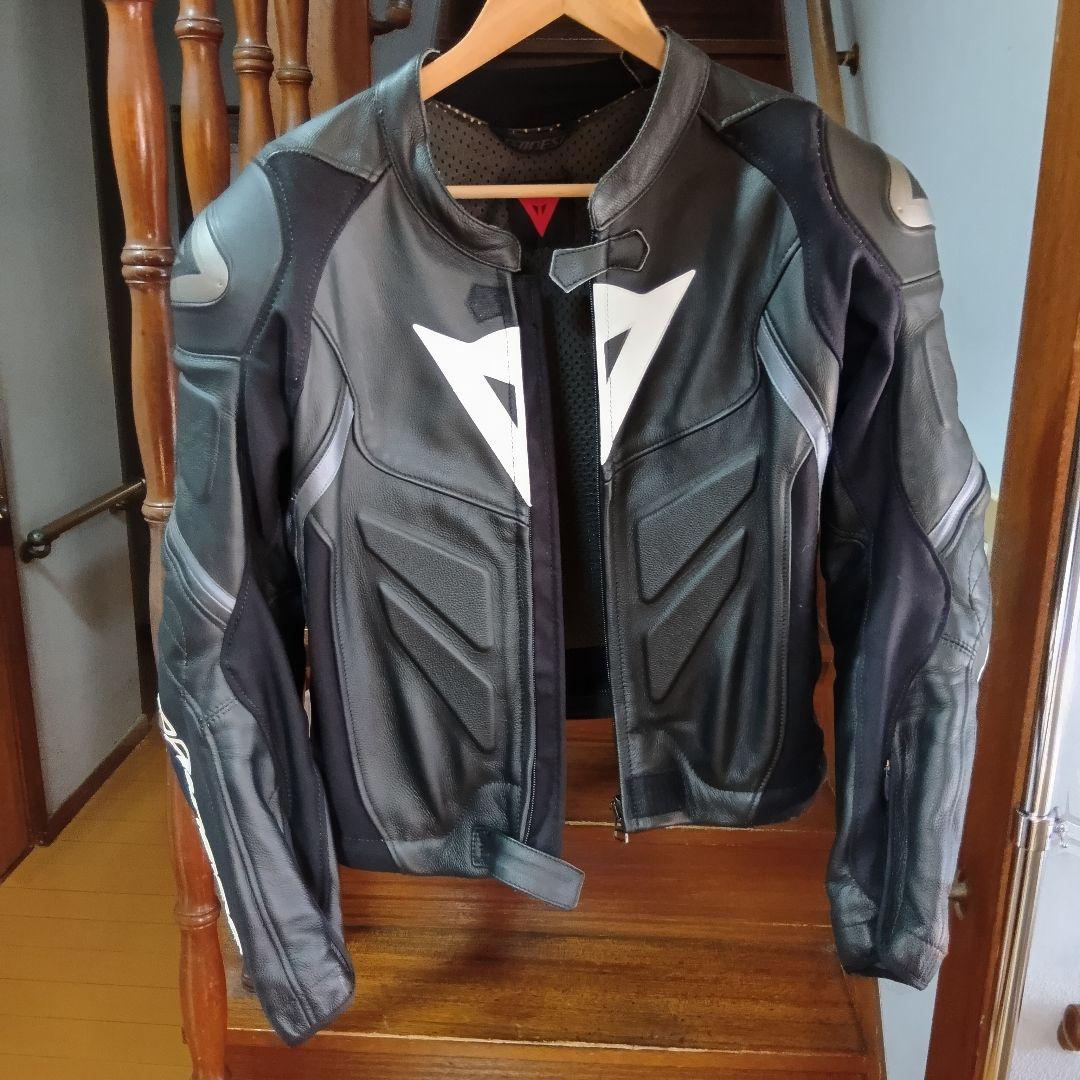 Dainese セパレート革ツナギ ブラック試着のみサイズ52 未使用