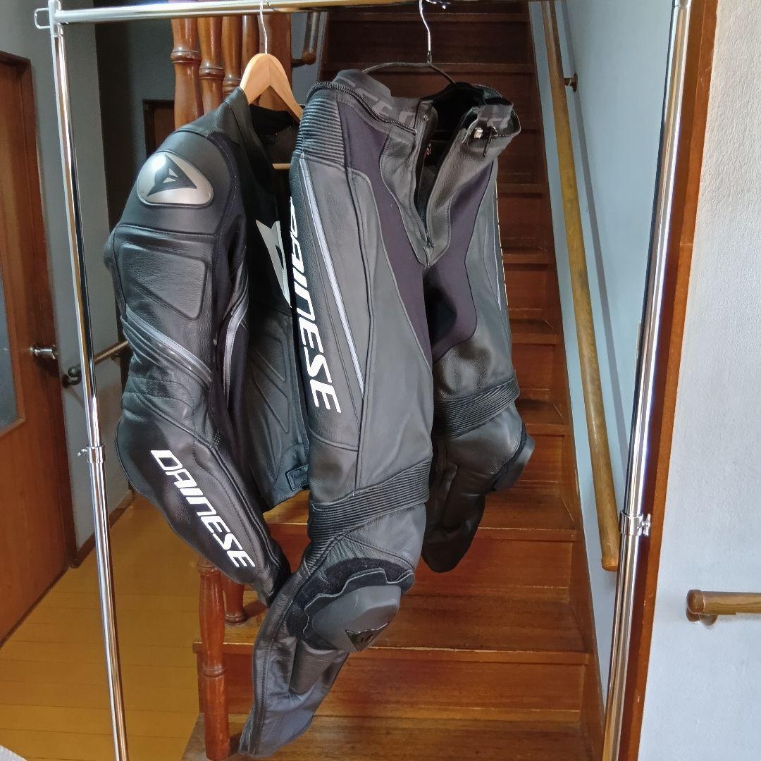 Dainese セパレート革ツナギ ブラック試着のみサイズ52 未使用