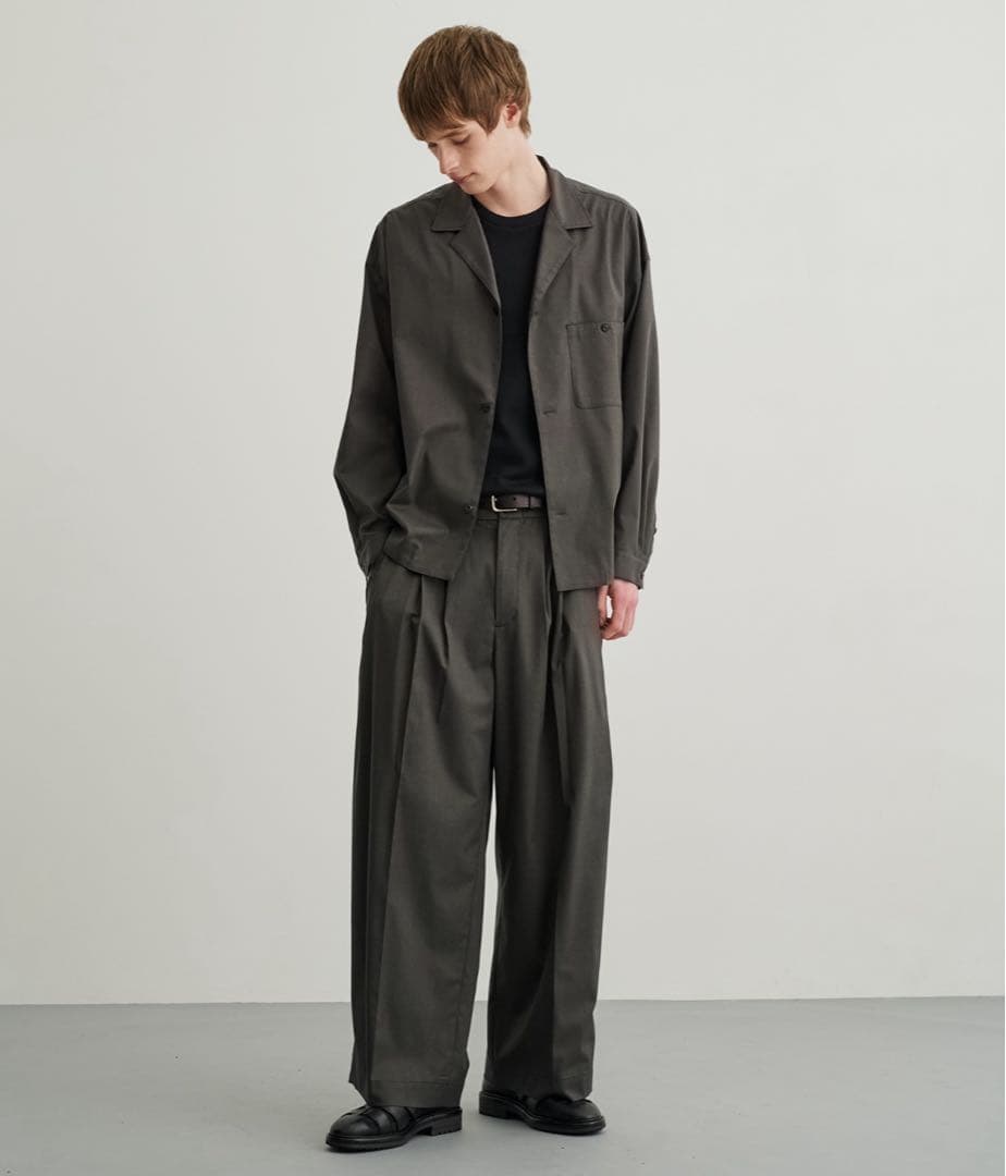 パブリックトウキョウ　スムージーワイドバレルレッグスラックス　ダークグレー