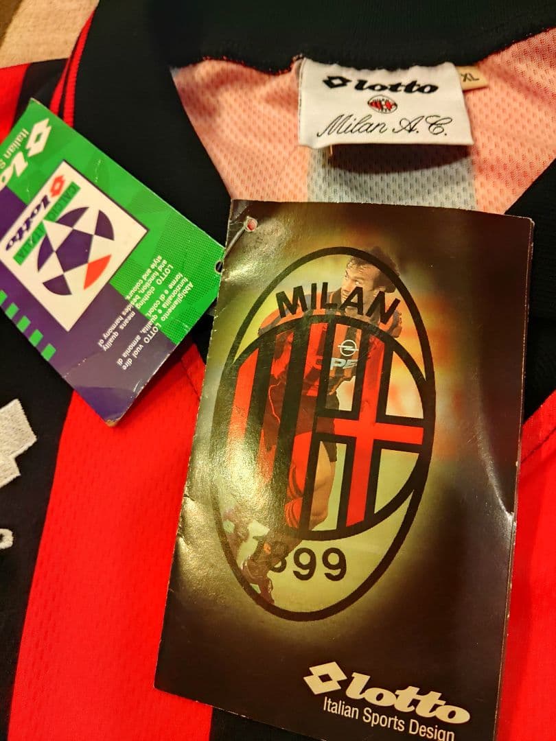 ヴィンテージユニフォームミラン長袖選手用バッジョサイン入り新品タグ付き