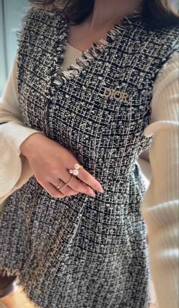 年末限定　reimi コラボ　ペプラムツイードジレ