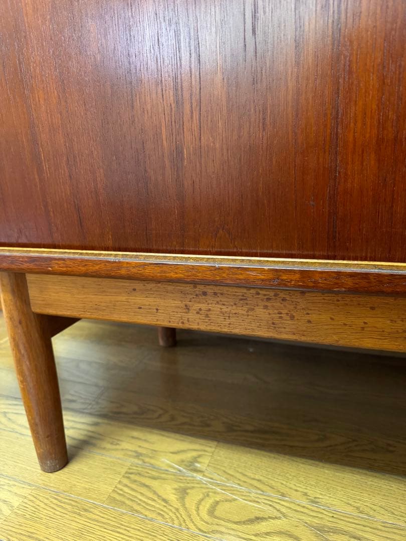 【フフフ 】ボーエ・モーエンセン/サイドボード