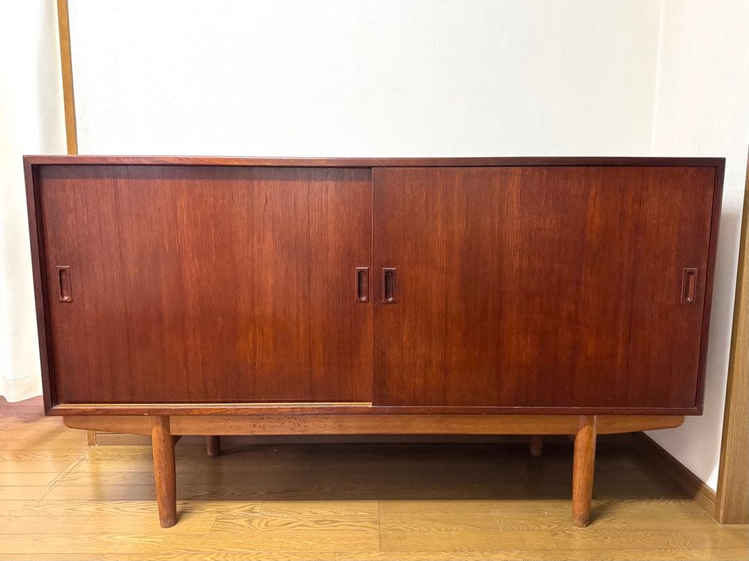 【フフフ 】ボーエ・モーエンセン/サイドボード