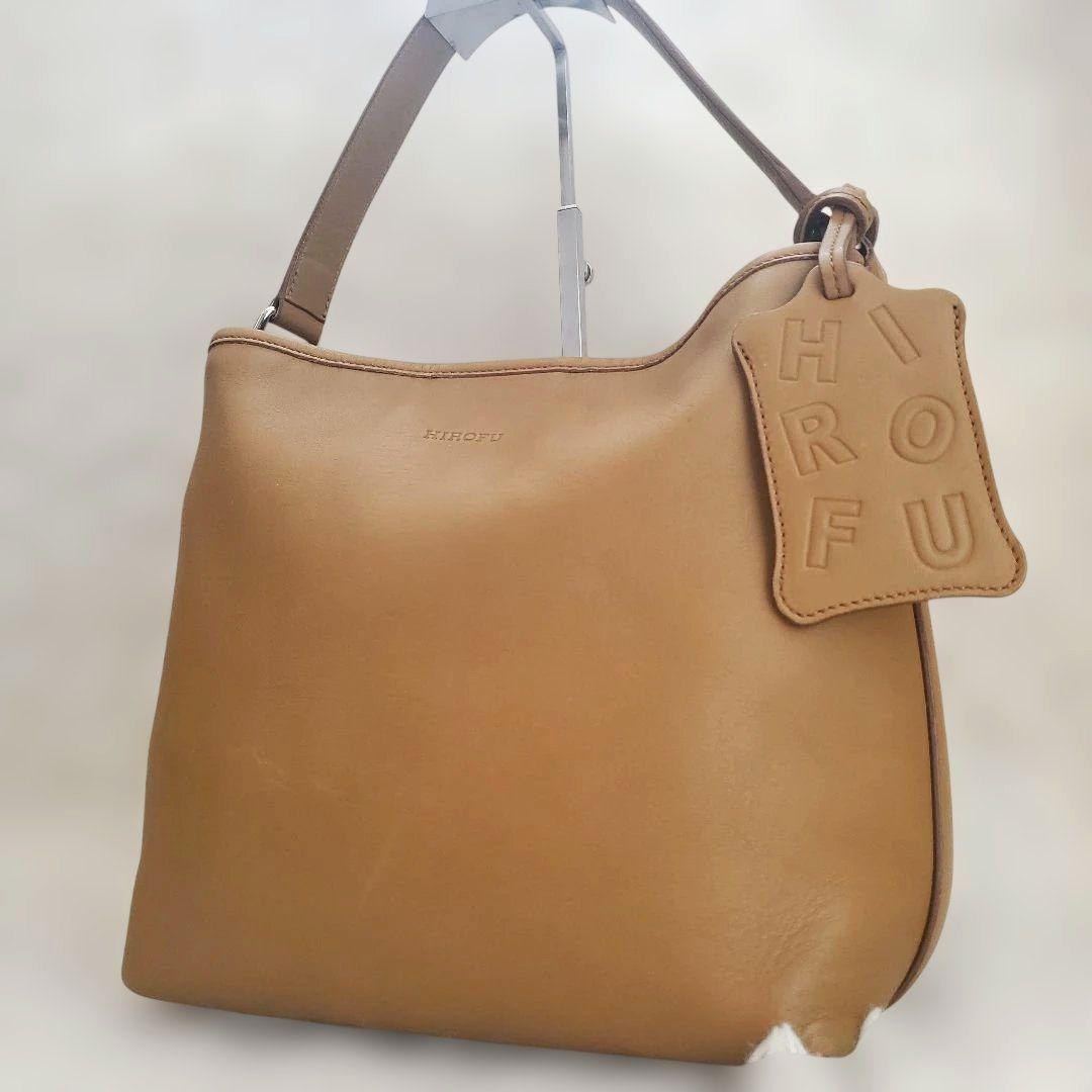 ⭐人気モデル⭐HIROFU レザー ショルダーバッグ ベージュ ブラウン系