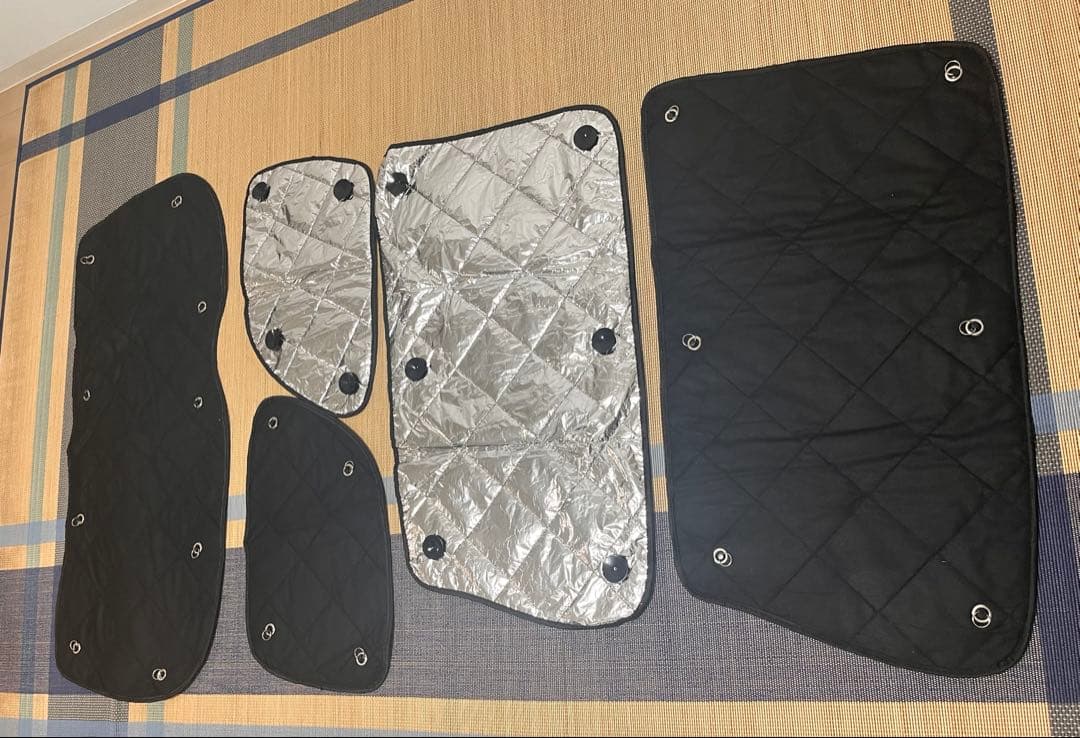 価格相談可　車中泊・段差解消マット４枚　シェードフルセット　エスティマ50系