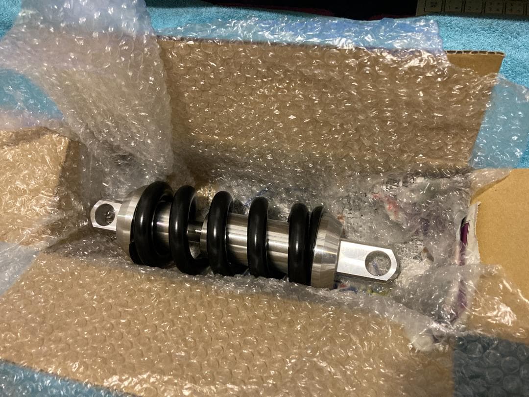 ジヨン　ドラッグスター400　ガレージT&F 　未使用品　７０㎜ダウンサス