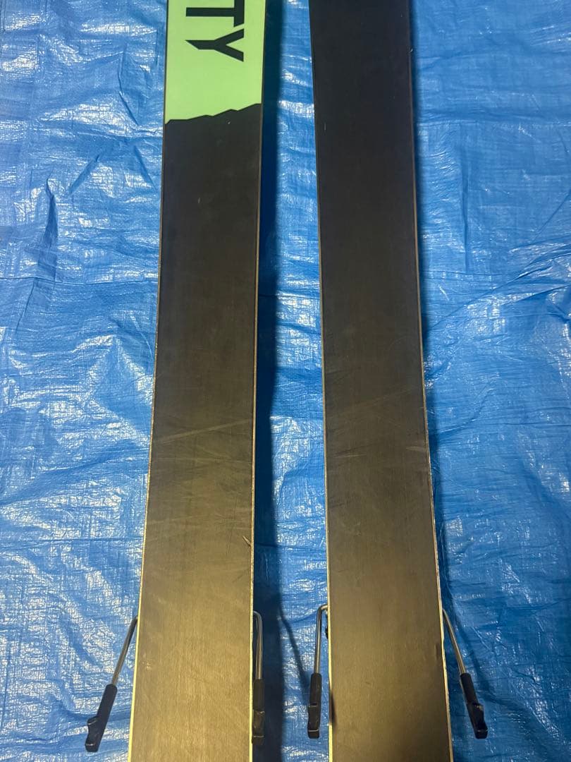 k*i様 MAJESTY ダーティベアプロ　LOOKピポット12 バインディング