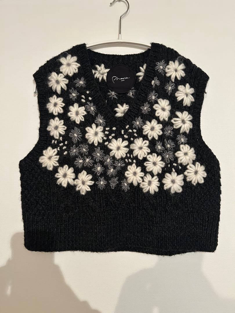 ＜Pheeta＞Clara フラワー ニットベスト/014C―HN1