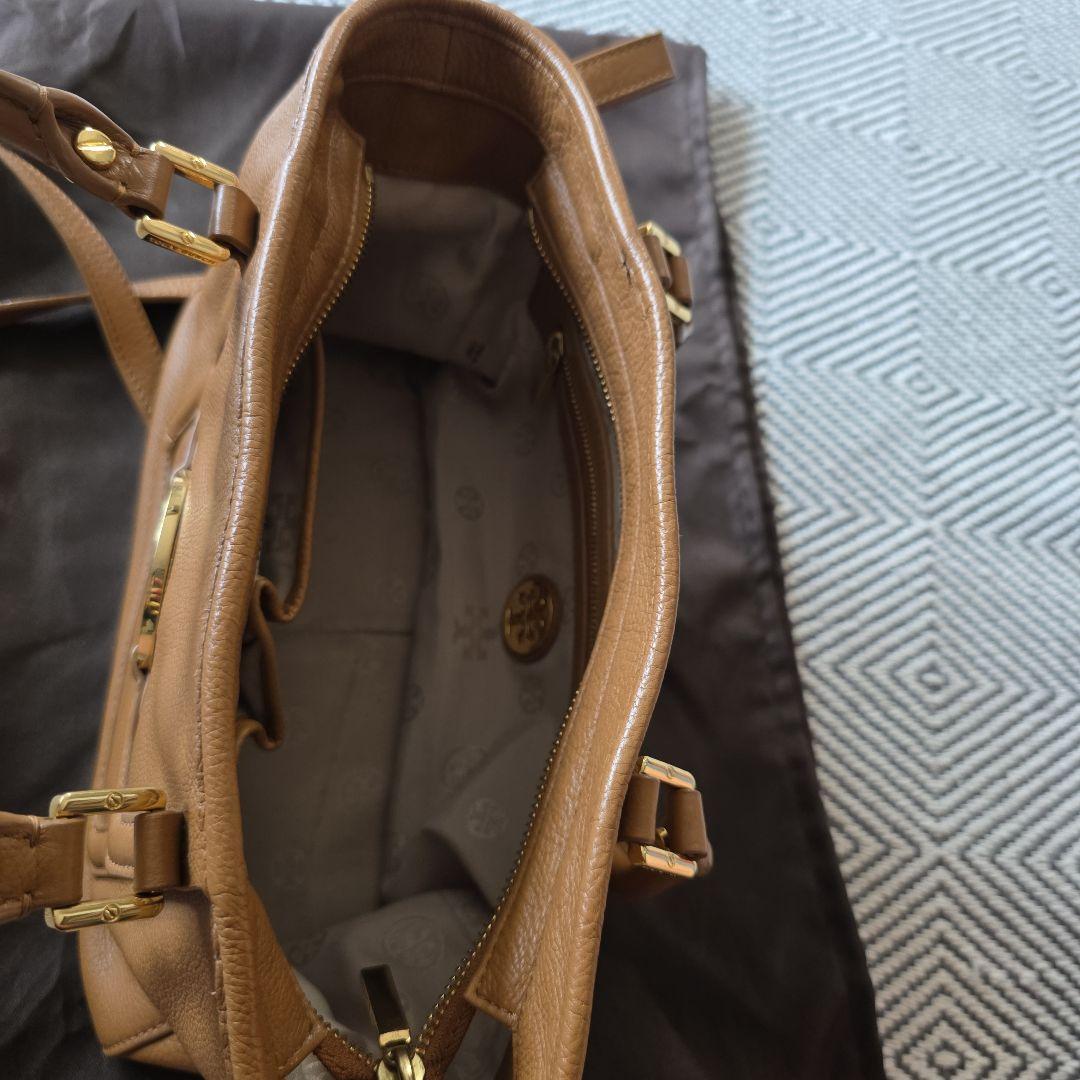 トリーバーチ　アマンダ　2way トートバッグ レザー ショルダー 肩掛