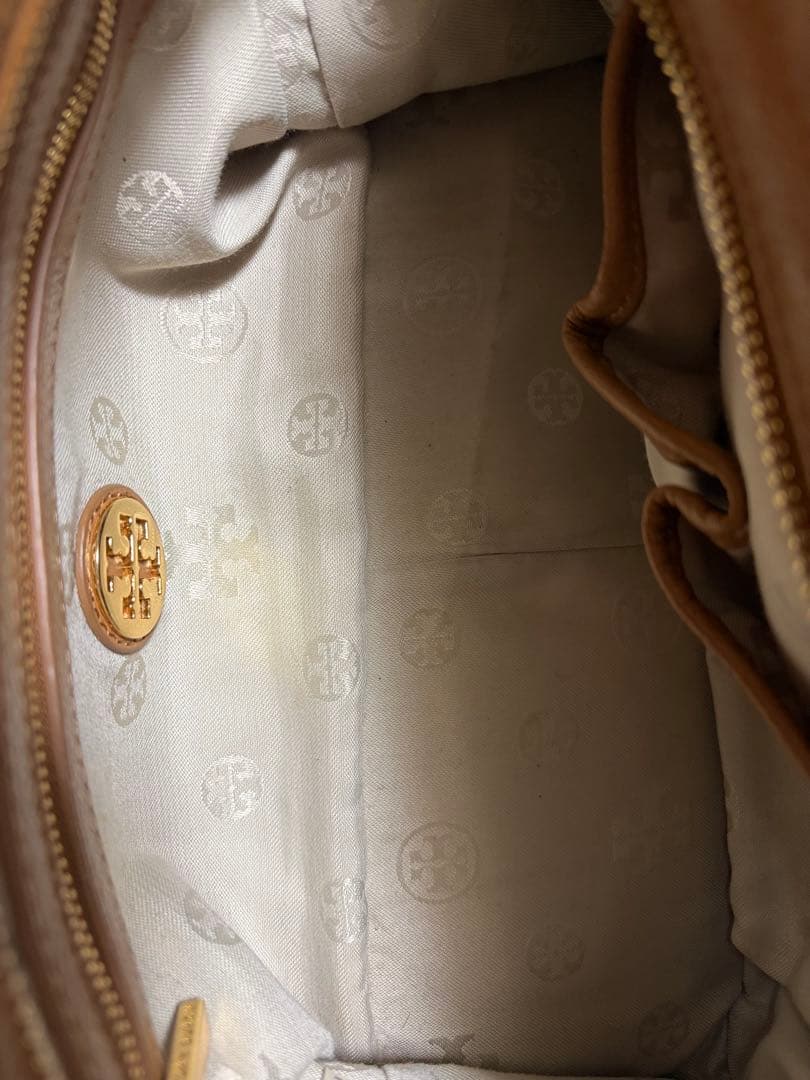 トリーバーチ　アマンダ　2way トートバッグ レザー ショルダー 肩掛