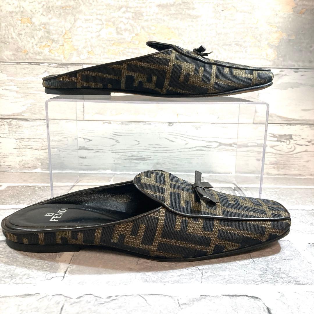 FENDI フェンディ ズッカ柄 ミュール ブラック・ブラウン　スリッポン