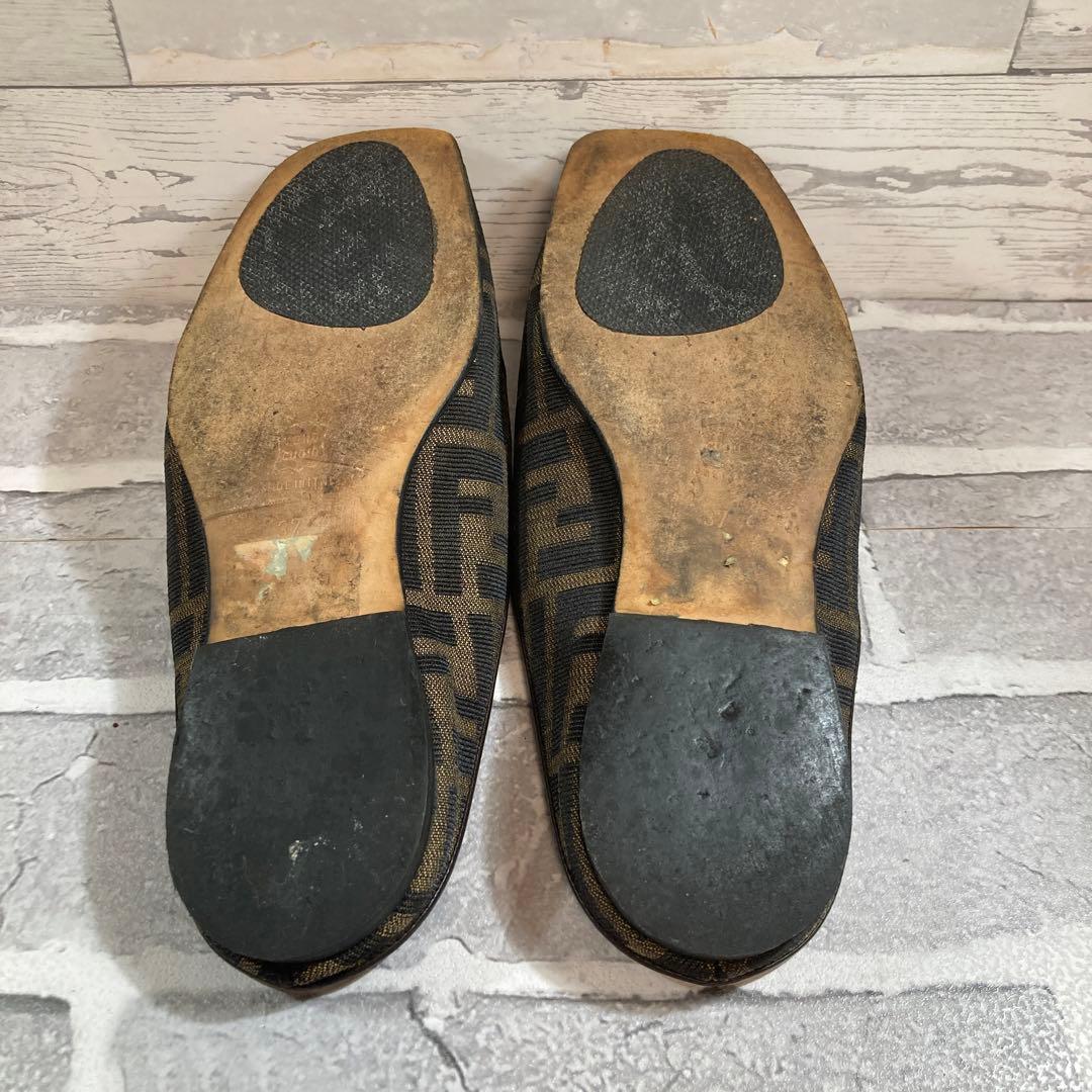 FENDI フェンディ ズッカ柄 ミュール ブラック・ブラウン　スリッポン