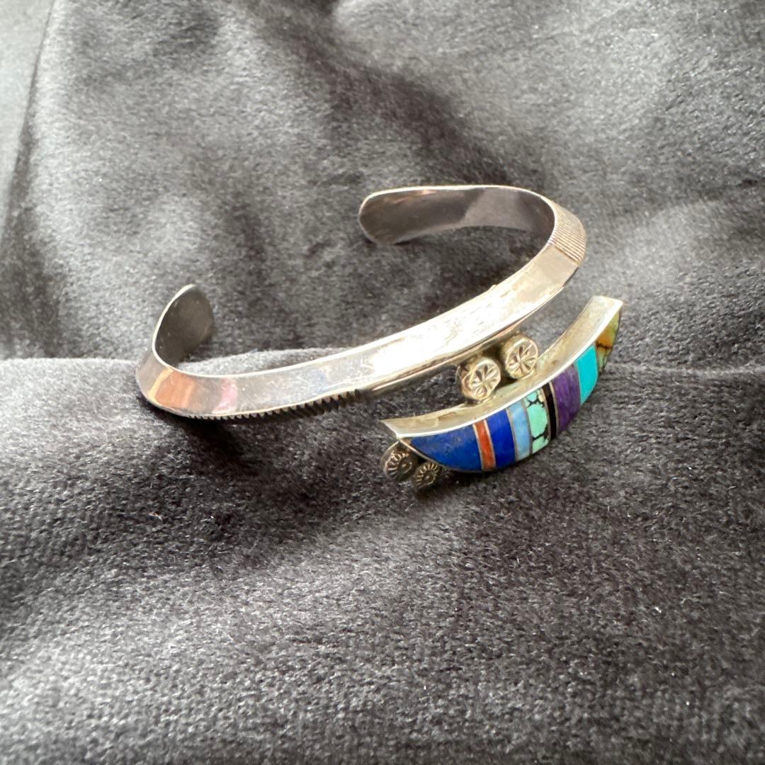 ズニ族　シルバー 多色ストーンインレイ バングル
