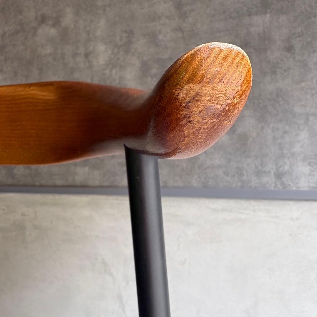 リプロダクトハンスJウェグナー デザイナーズチェア ダイニング椅子２脚