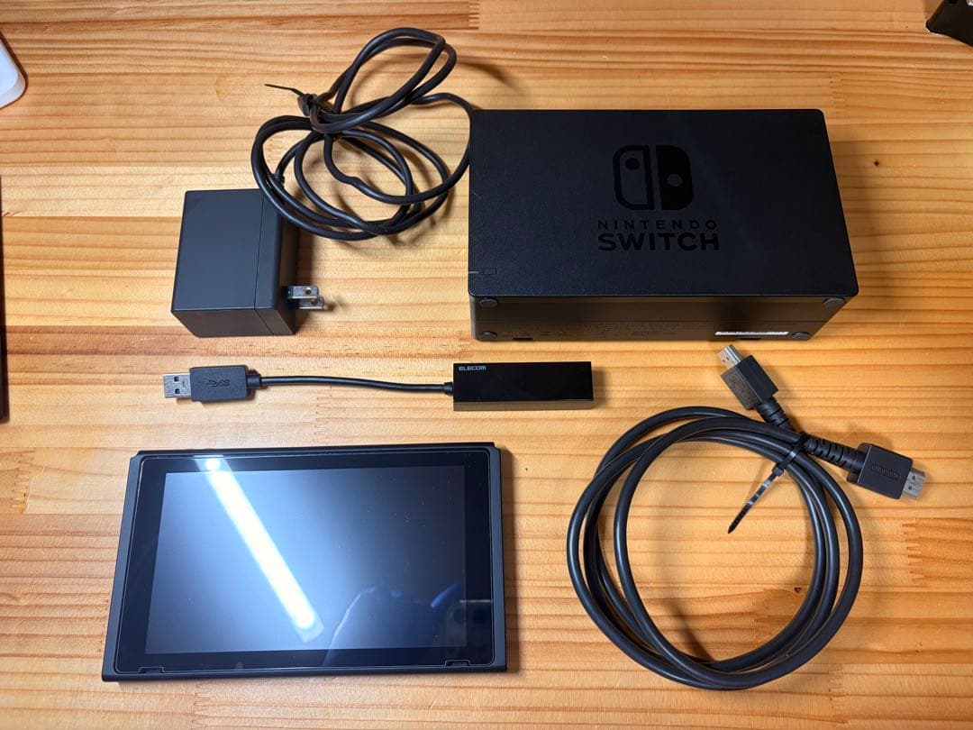 Switch本体 ドックセット　各種ケーブル付き