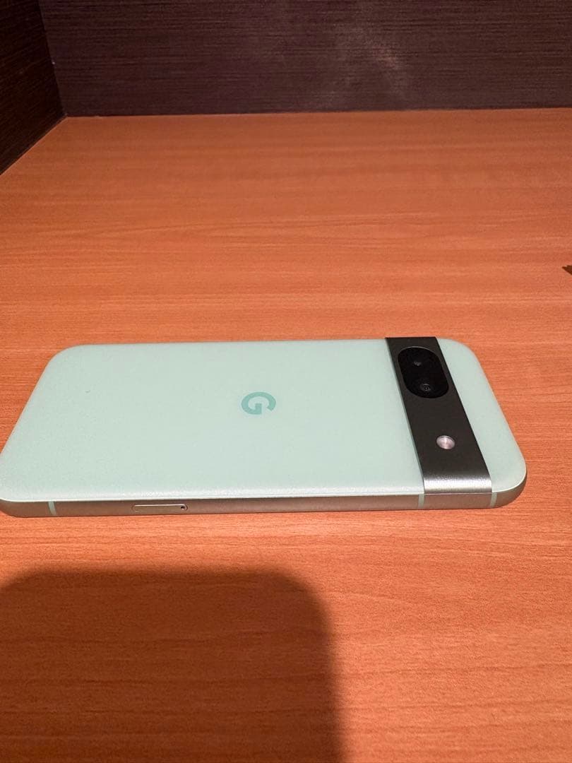 【美品・SIMフリー】Pixel 8 128GB グリーン Yモバイル