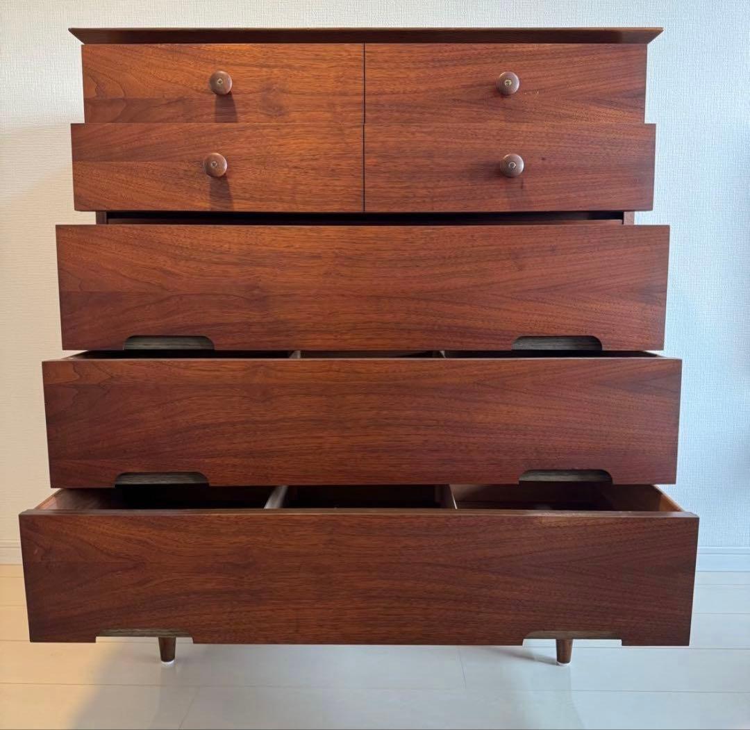 ウォルナット製ミッドセンチュリー5段チェスト　　北欧　Amal