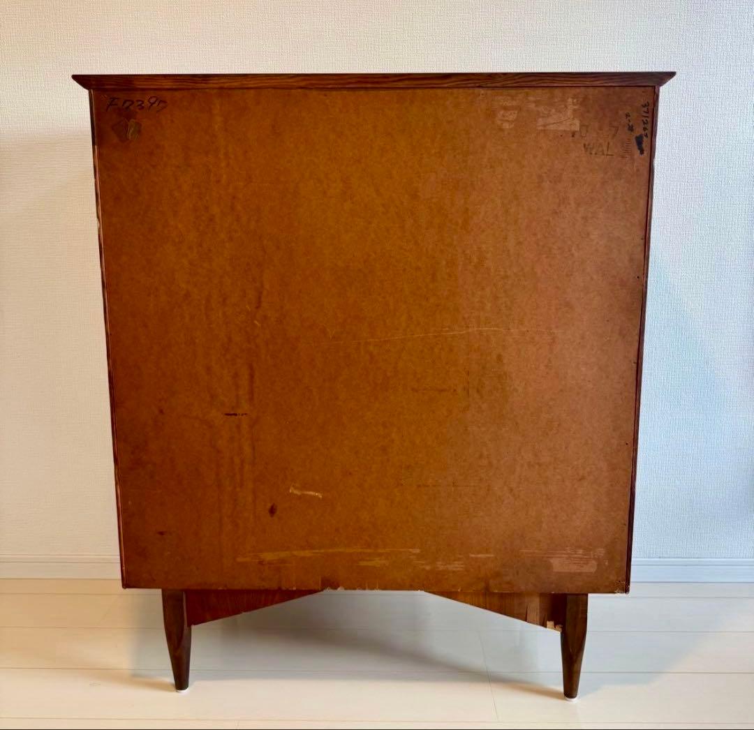 ウォルナット製ミッドセンチュリー5段チェスト　　北欧　Amal