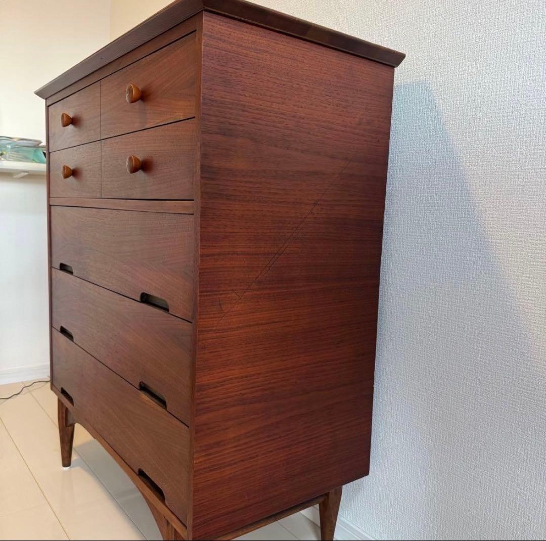ウォルナット製ミッドセンチュリー5段チェスト　　北欧　Amal