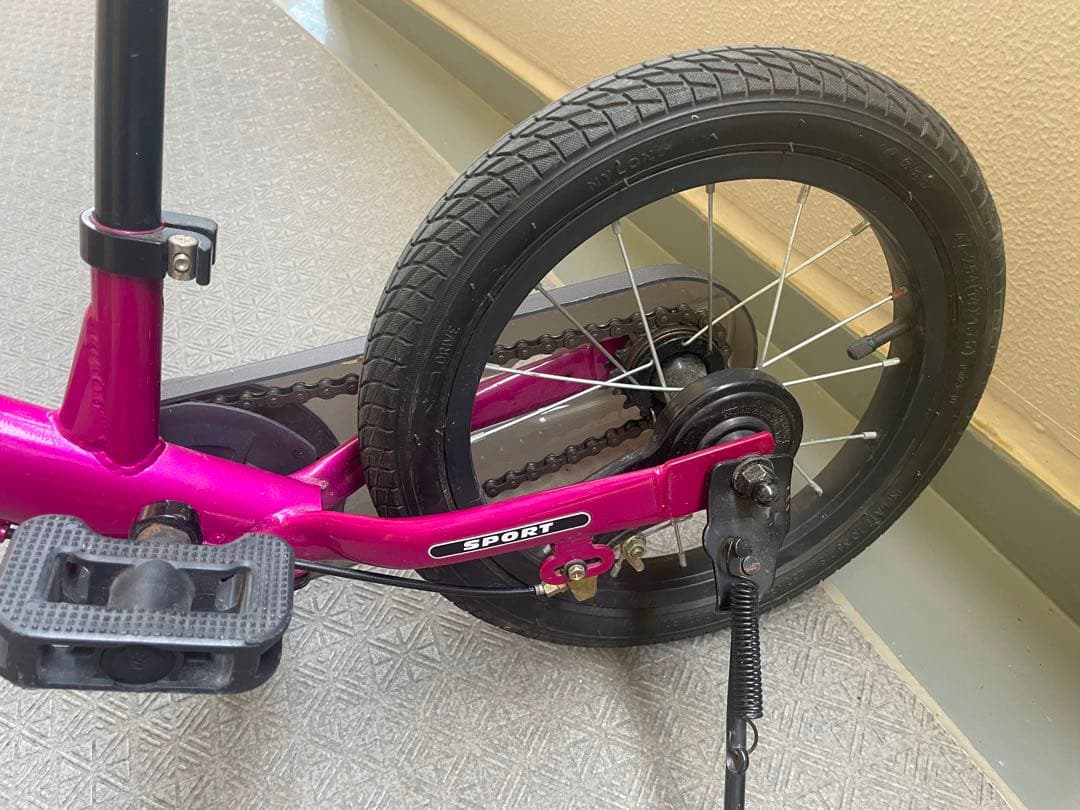 ストライダー14X 14フューシャピンク 付属品付き　川崎市手渡し