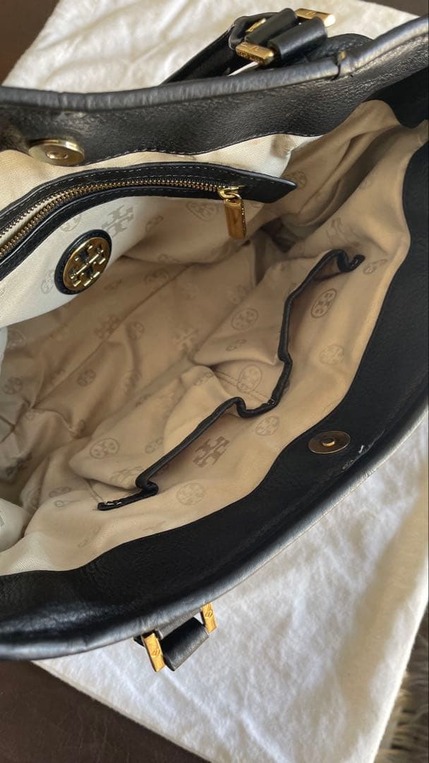 【2/28まで値下げ中】Tory Burch レザーバッグ