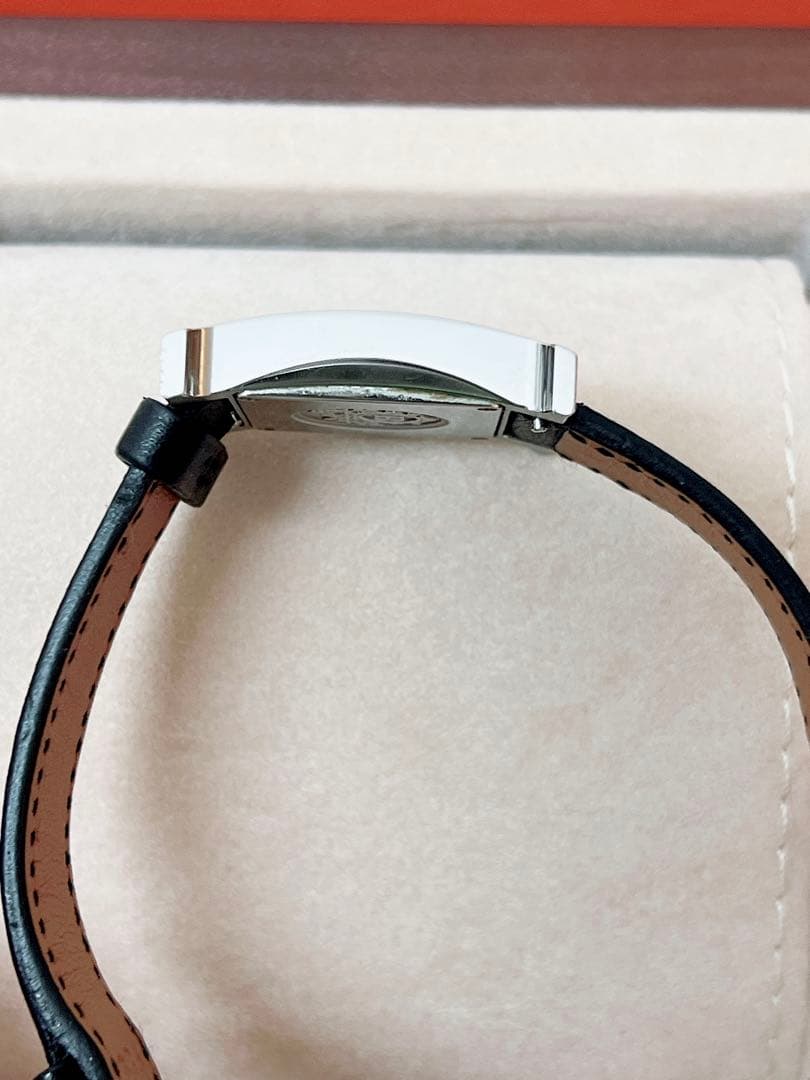 ◉ゆっちゃん　極美品【HERMES】エルメス Hウォッチ HH1.221