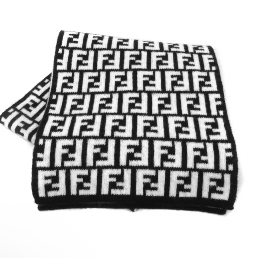 フェンディ Fendi FXS346 ズッカ マフラー