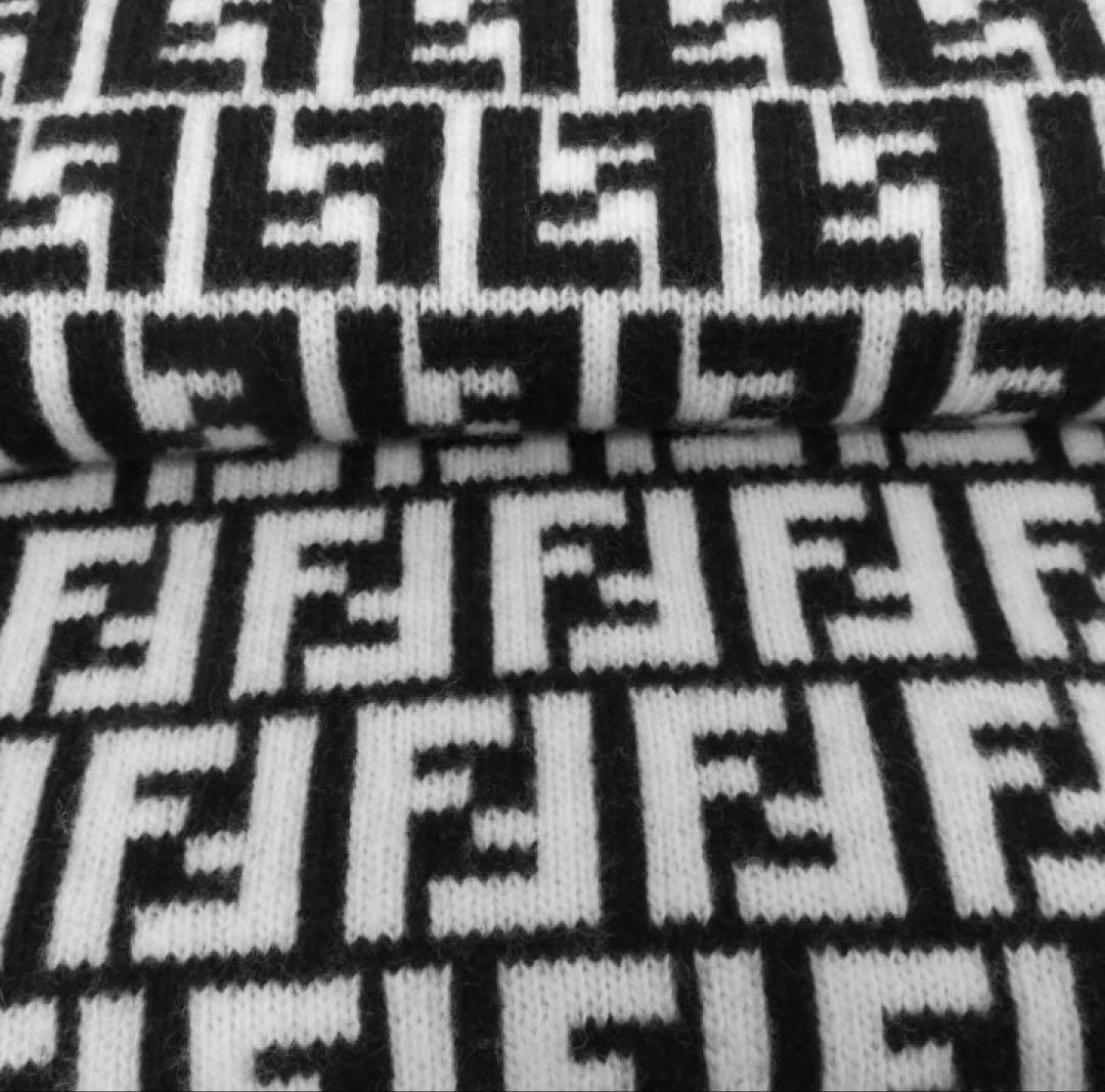 フェンディ Fendi FXS346 ズッカ マフラー