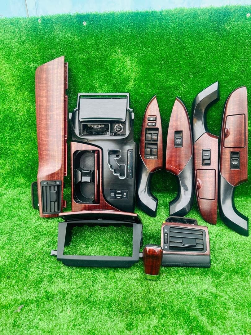 クラウン200系GRS200/GRS202/GRS204 後期型インテリアパネル