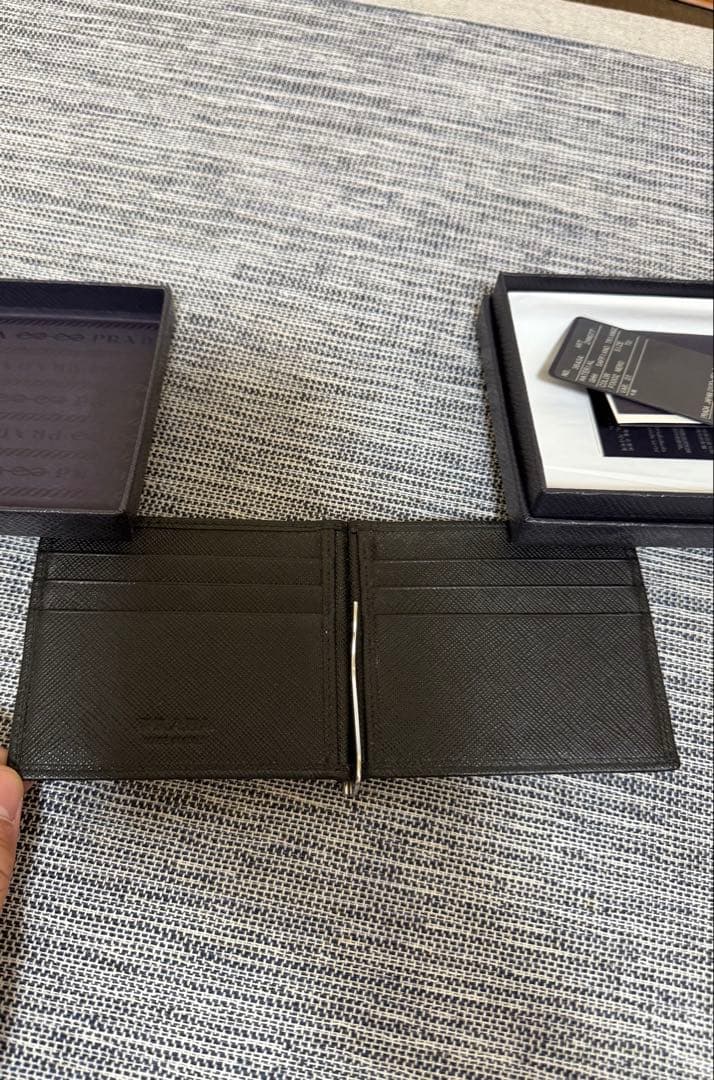 PRADA マネークリップ付