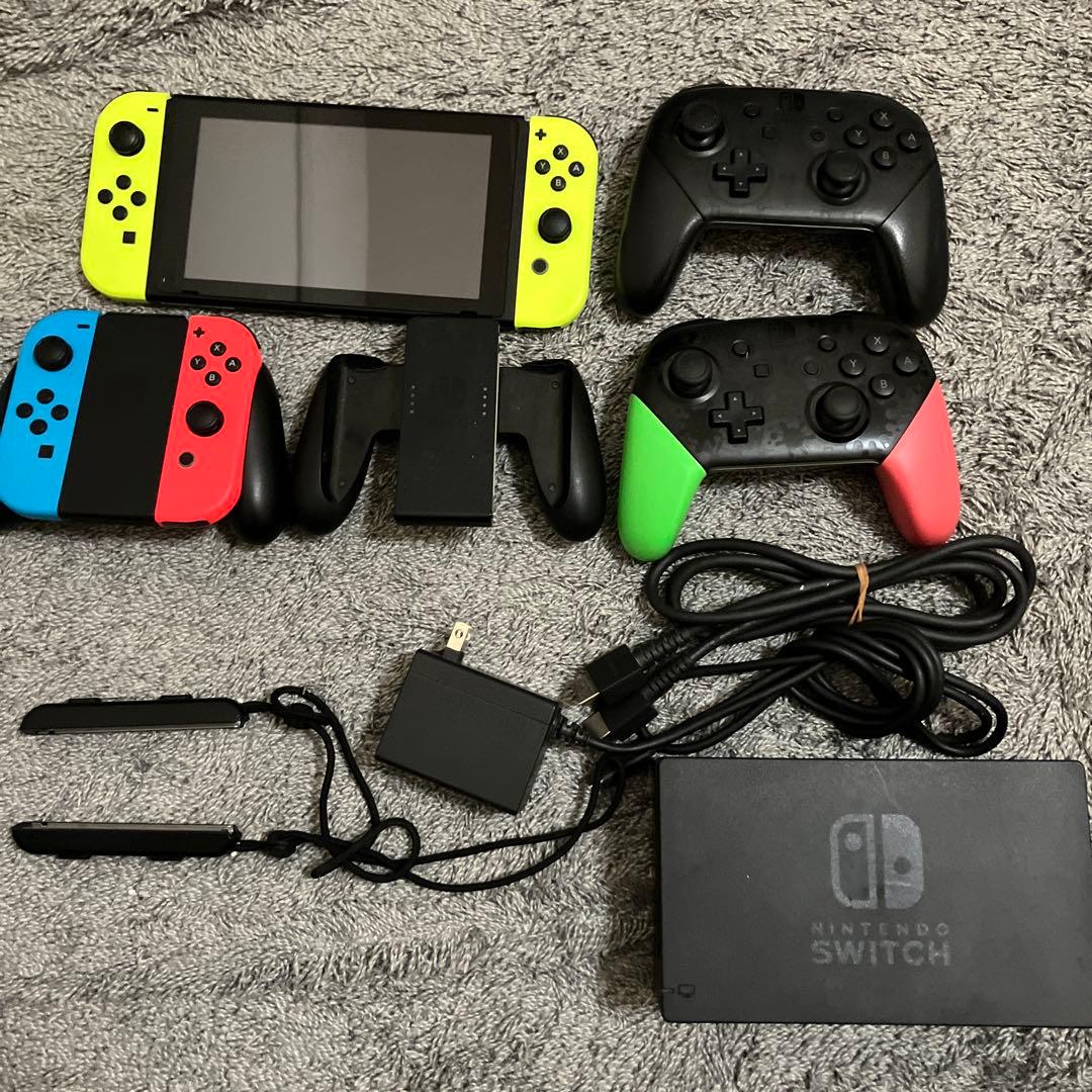 Switch 本体セット イエロー/レッド/ブルー　プロコン　ドッグ