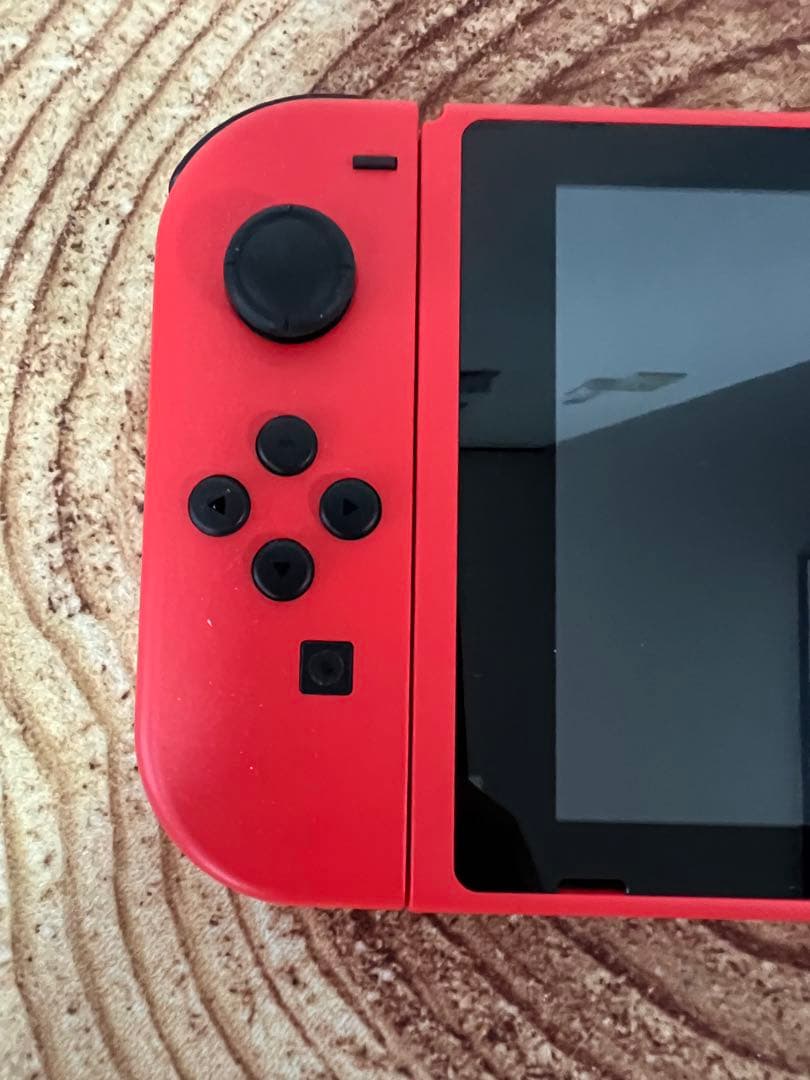 Nintendo Switch ニンテンドースイッチ本体　マリオレッド　箱無し