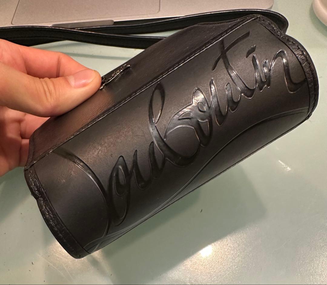 Christian Louboutin 二つ折り財布 ブラック