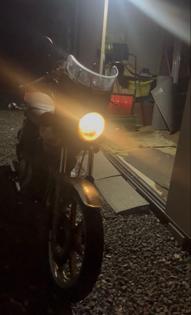 短風防 スクリーン曲げ加工済み 美品