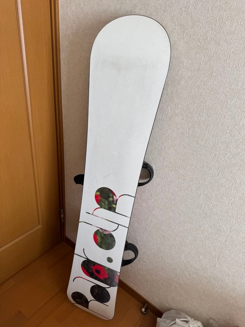 スノーボード　板　ビンディング　ステッカー無しもok