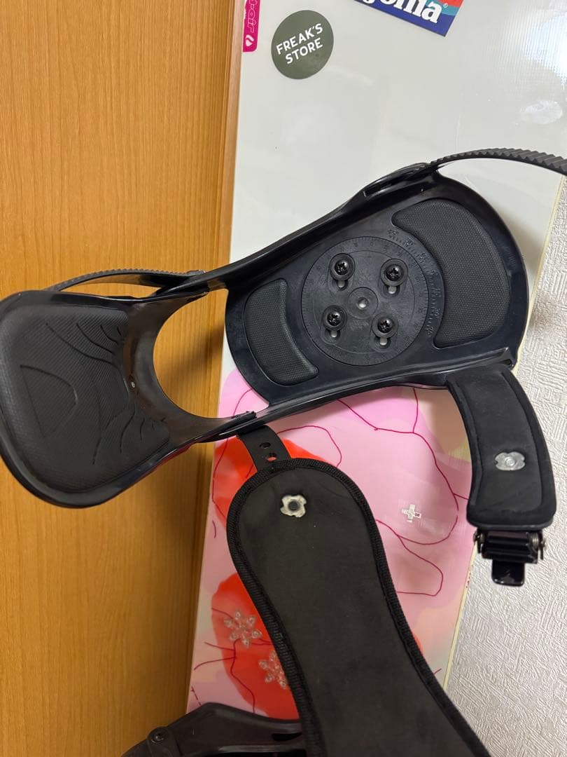 スノーボード　板　ビンディング　ステッカー無しもok