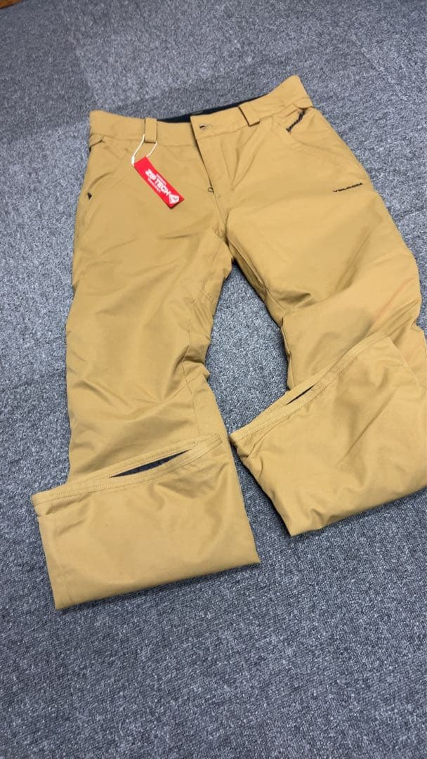 VOLCOM スノーボードウェア 上下セット