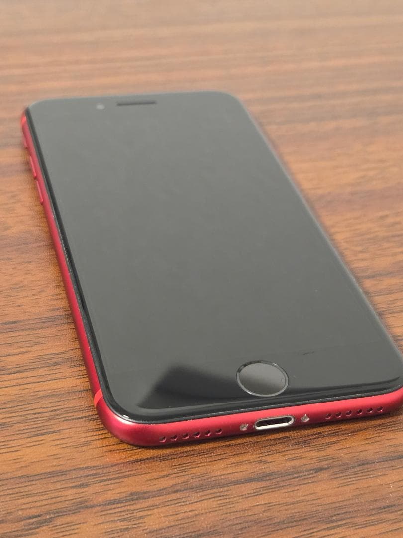 中古 iPhone SE （第２世代）64GB