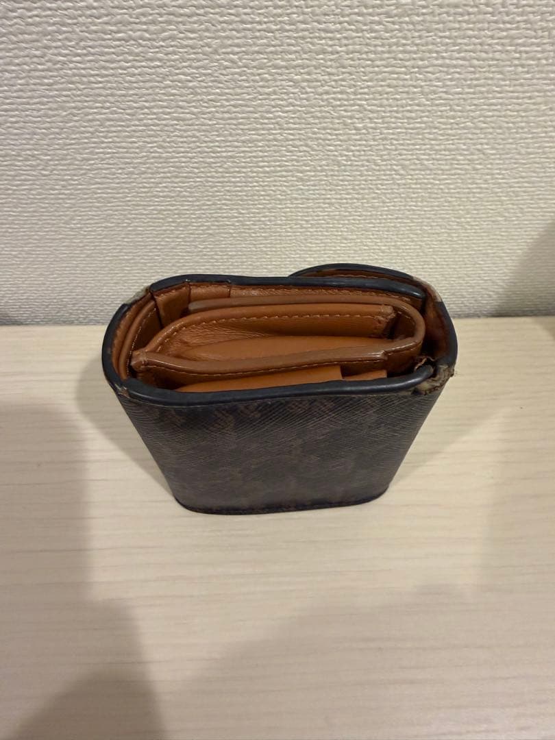 CELINE セリーヌ トリオンフ 三つ折り財布