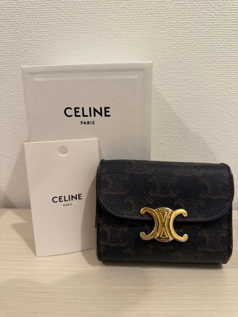 CELINE セリーヌ トリオンフ 三つ折り財布