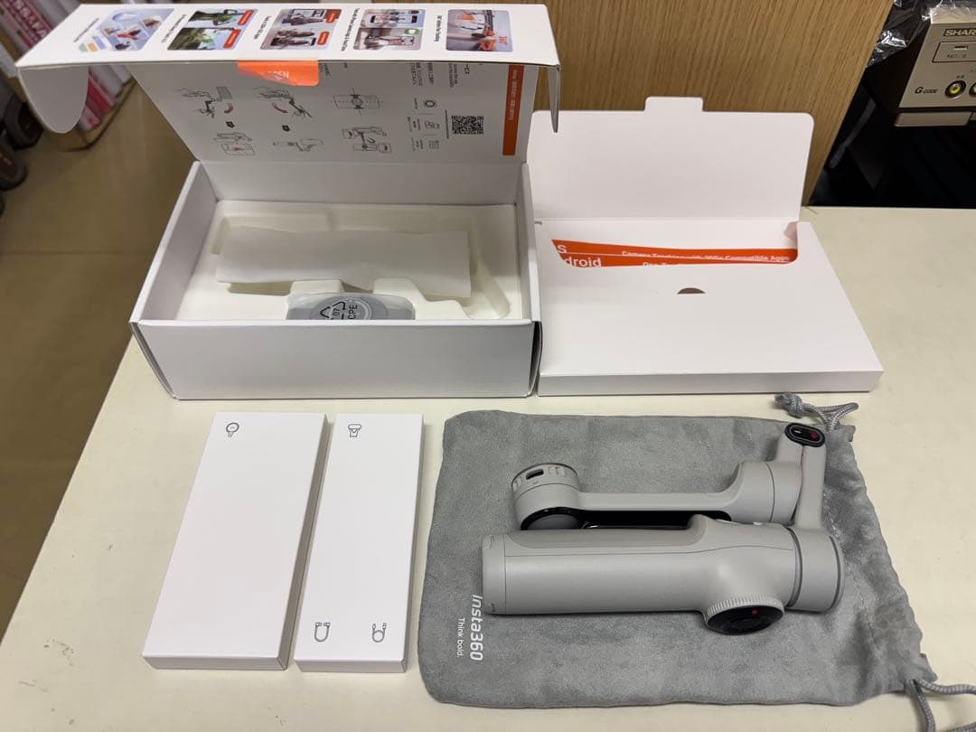 Insta360 Flow 2 Pro クリエイターバンドル ストーングレー