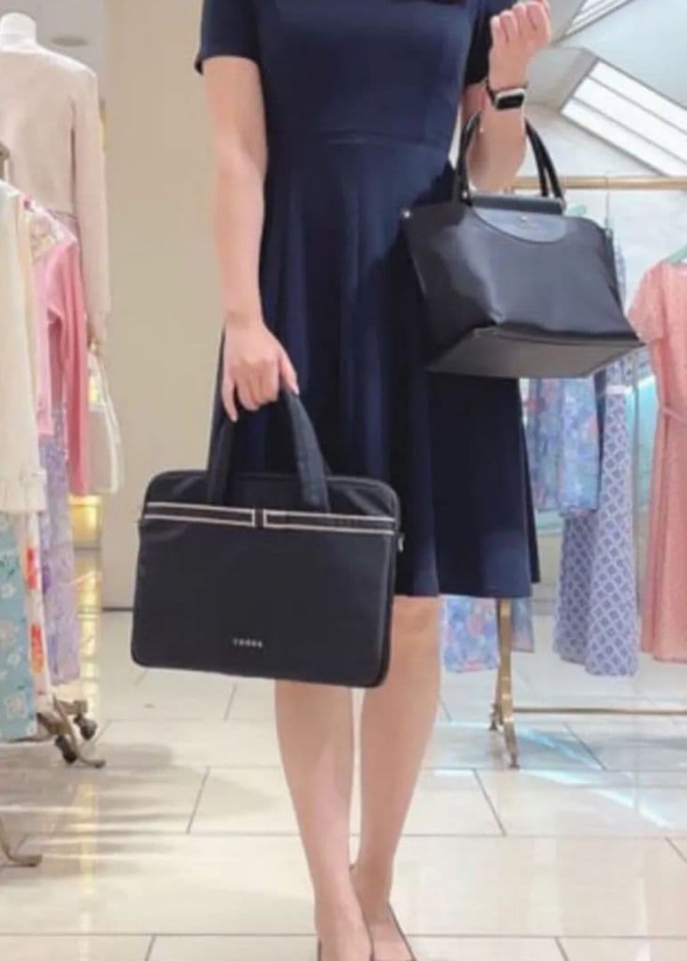 トッカ パソコンバッグ PCバッグ TOCCA ブラック　 雑誌掲載