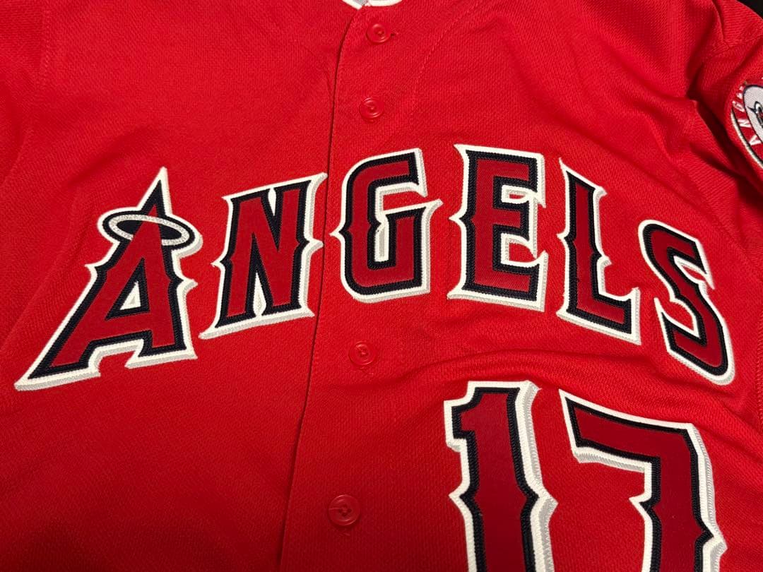 大谷翔平選手直筆サイン入りオーセンティックユニフォーム