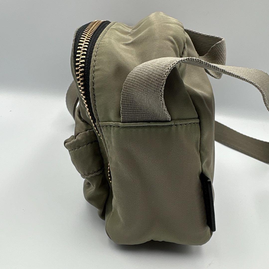 アニヤハインドマーチ Eyes ナイロン ショルダーバッグ カーキ アイズ 軽量