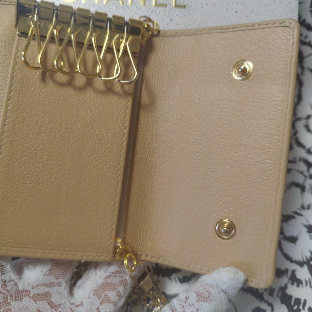 シャネルカメリア　キーケース　カード　斜め掛け