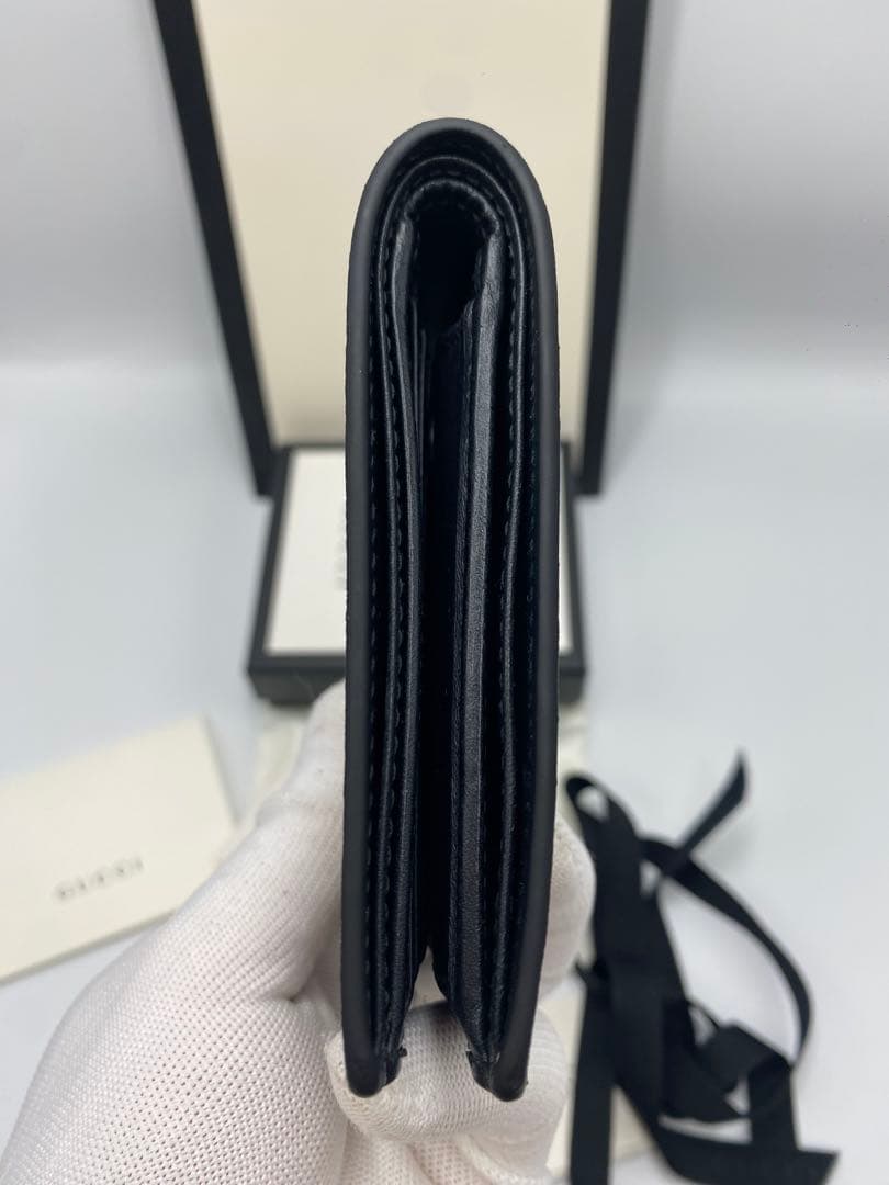 人気品‼美品 グッチ 折り財布 GGスプリーム　スネーク ヘビ 蛇 ベージュ