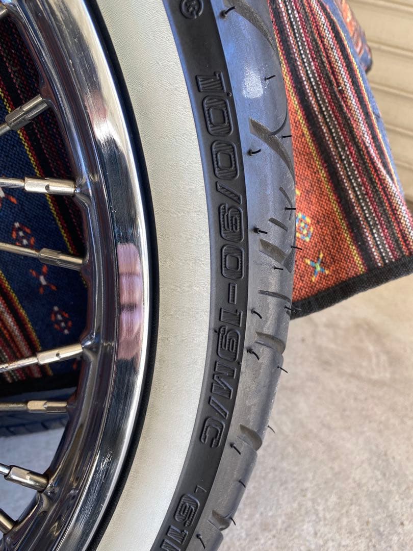 ハーレーダビッドソン ホワイトウォール スポークホイール　ワイドハブ　19インチ