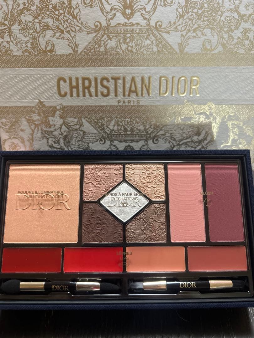 Dior 2024 クリスマスコフレ パレット