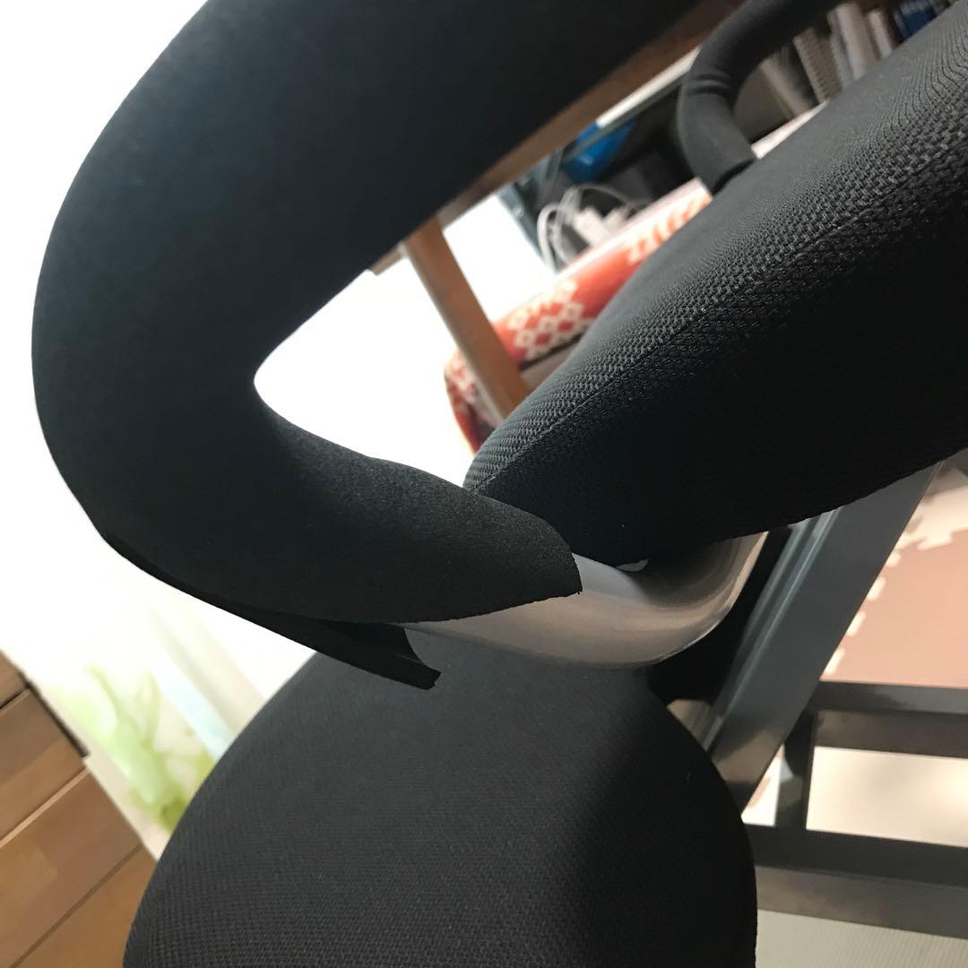 専用　ニーリングチェア（姿勢矯正用椅子）